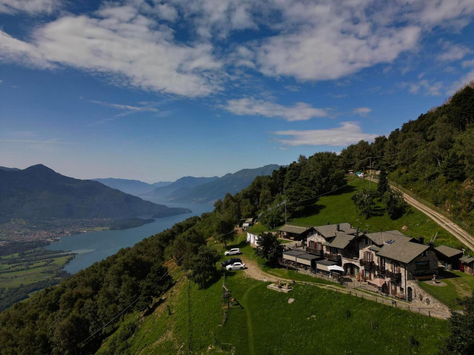 Agriturismo Giacomino Gera Lario Buitenkant foto
