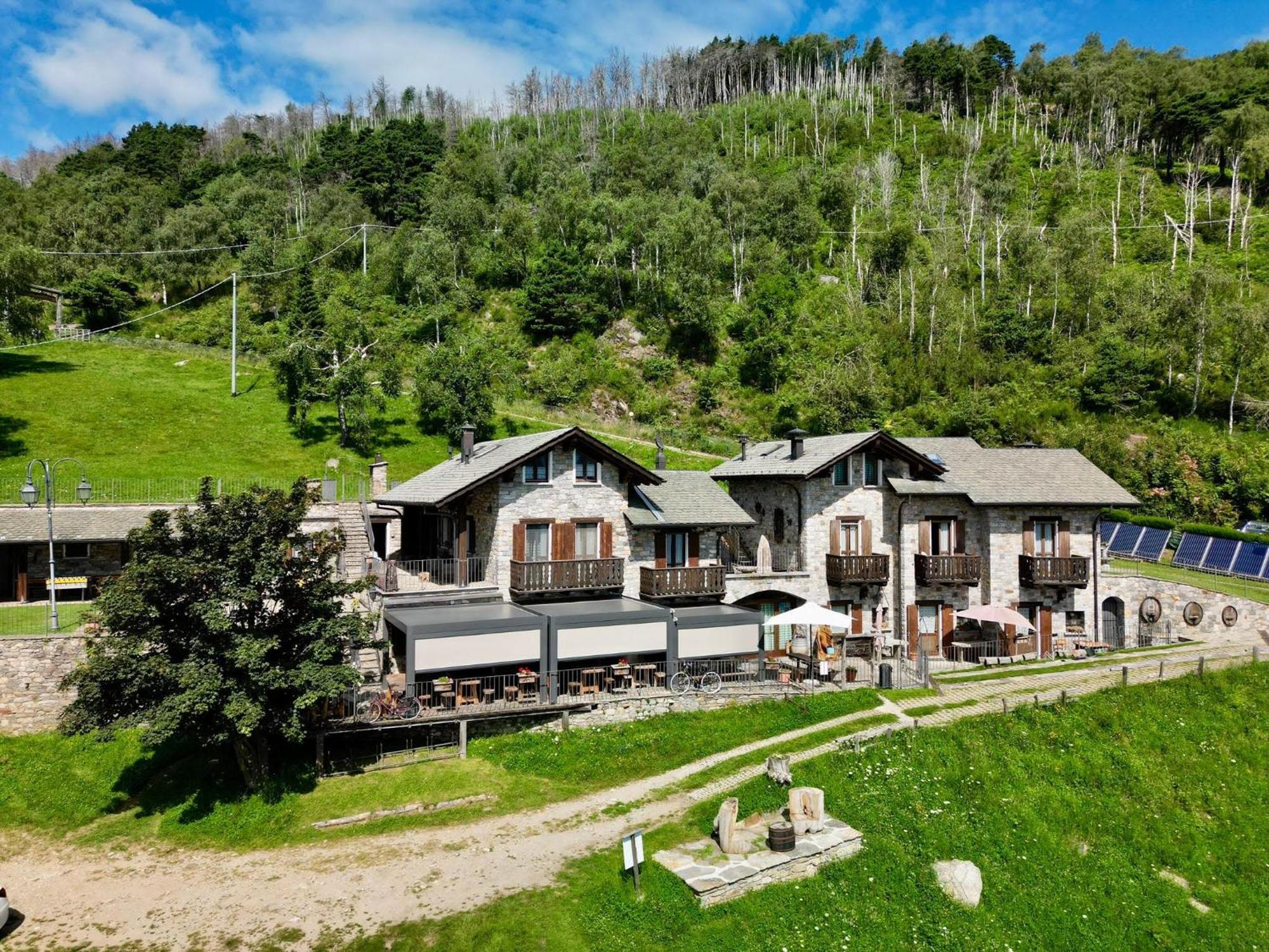 Agriturismo Giacomino Gera Lario Buitenkant foto