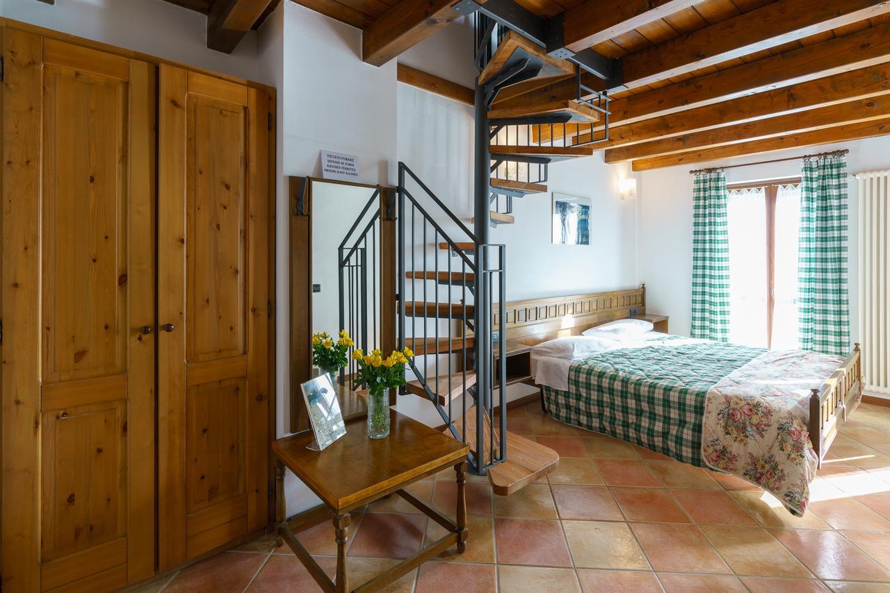 Agriturismo Giacomino Gera Lario Buitenkant foto