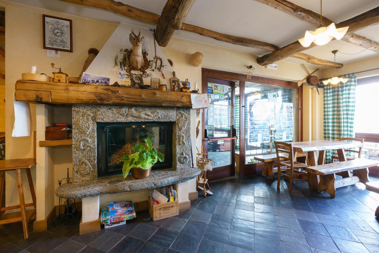 Agriturismo Giacomino Gera Lario Buitenkant foto