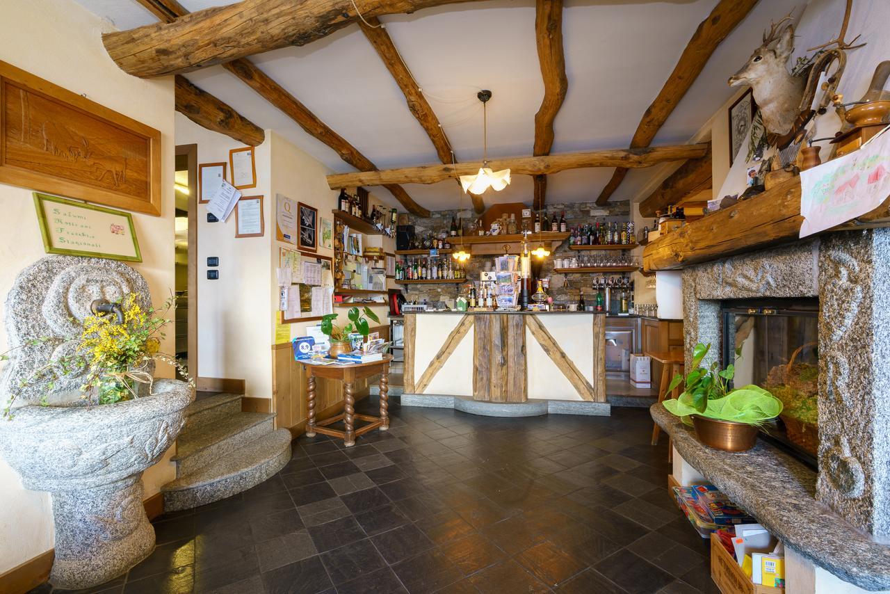 Agriturismo Giacomino Gera Lario Buitenkant foto